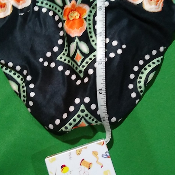 Swim suit bottom - Picture 8 of 11